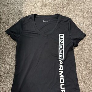 Under Armour Women's Black V-Neck Tee